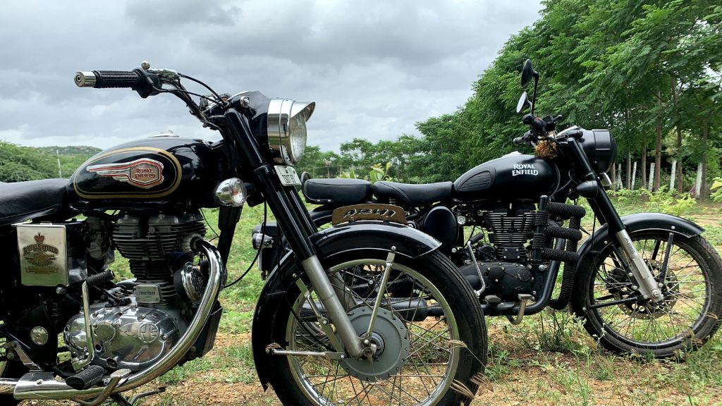 Royal Enfield vs Bajaj which is better