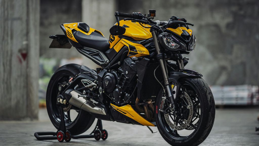 Street Triple 765 review