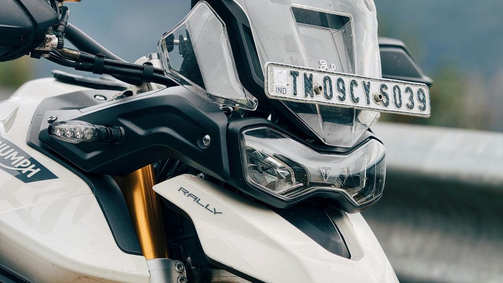 Triumph Tiger 900 Alpine Desert Edition India 2026