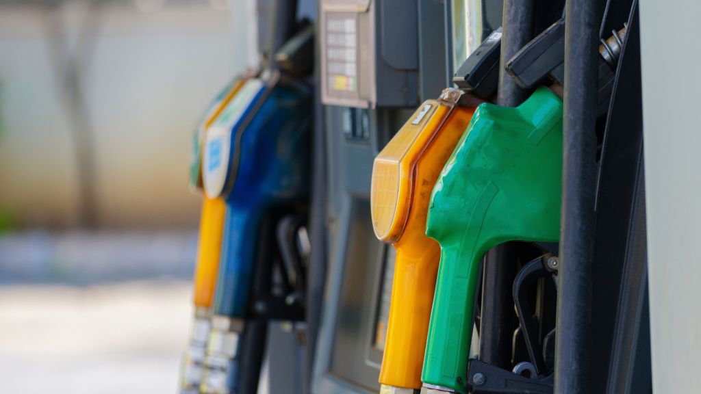 today petrol price Bangalore Chennai Hyderabad