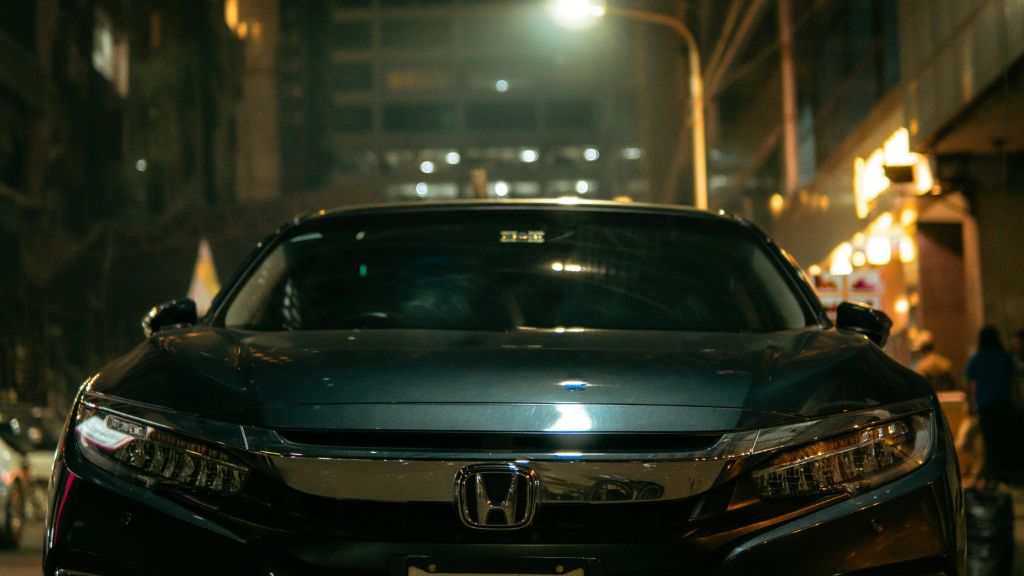 Honda City 2026 hybrid vs petrol mileage review