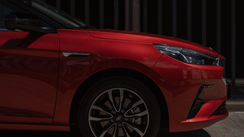 PHEV vs EV India