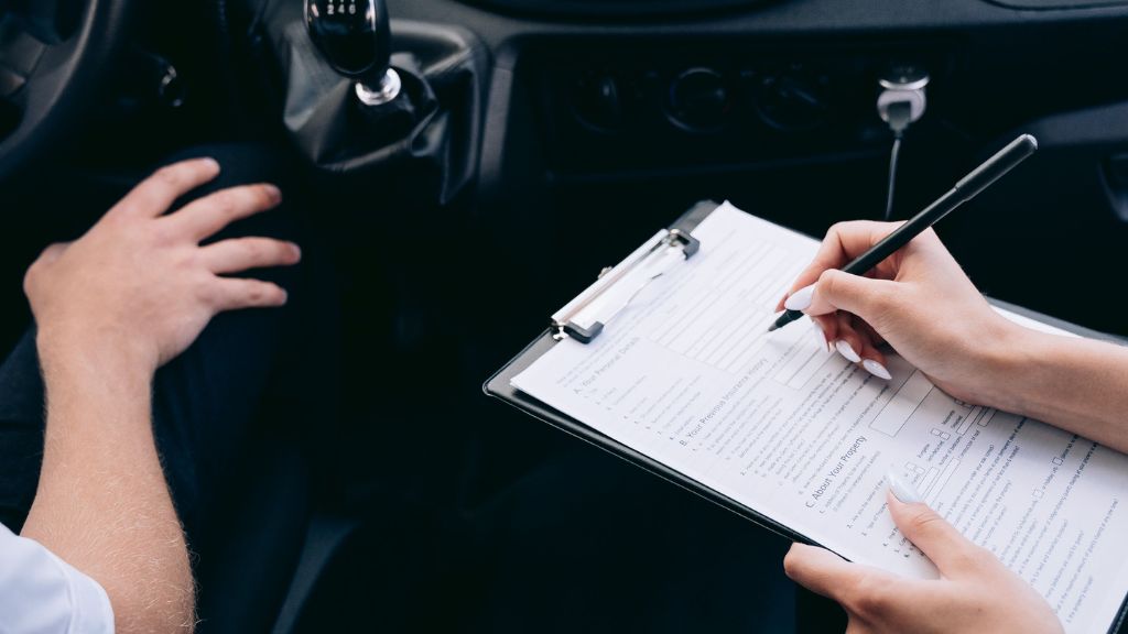 car insurance claim documents required India 2026