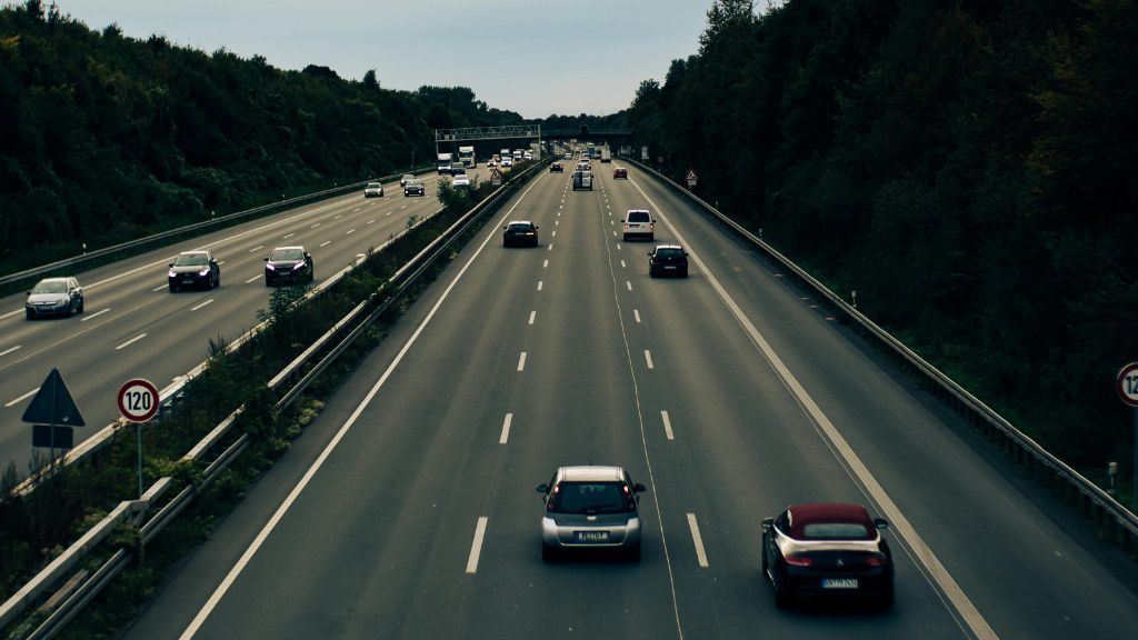 how to handle tyre blowout highway India