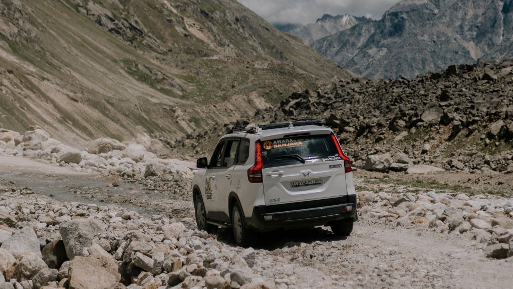 scorpio n facelift features