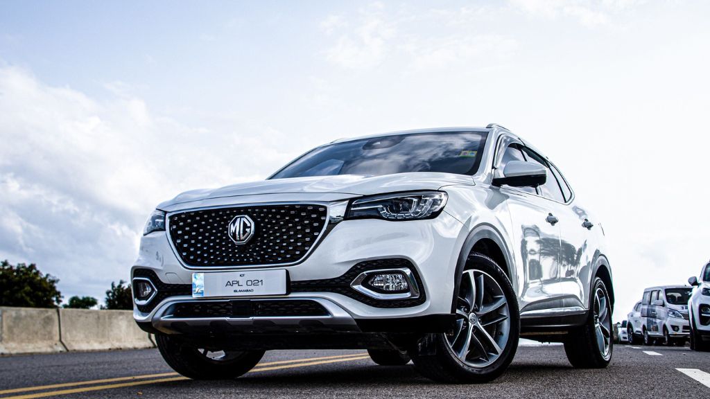 JSW MG new SUV Wuling Starlight 560 India 2026