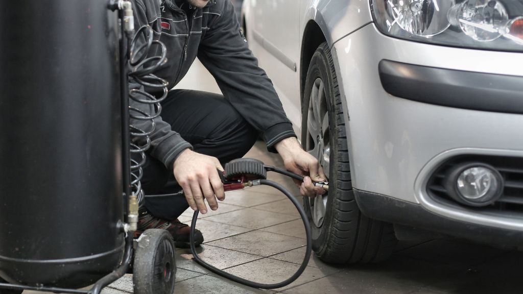 best tyre inflator india 2026