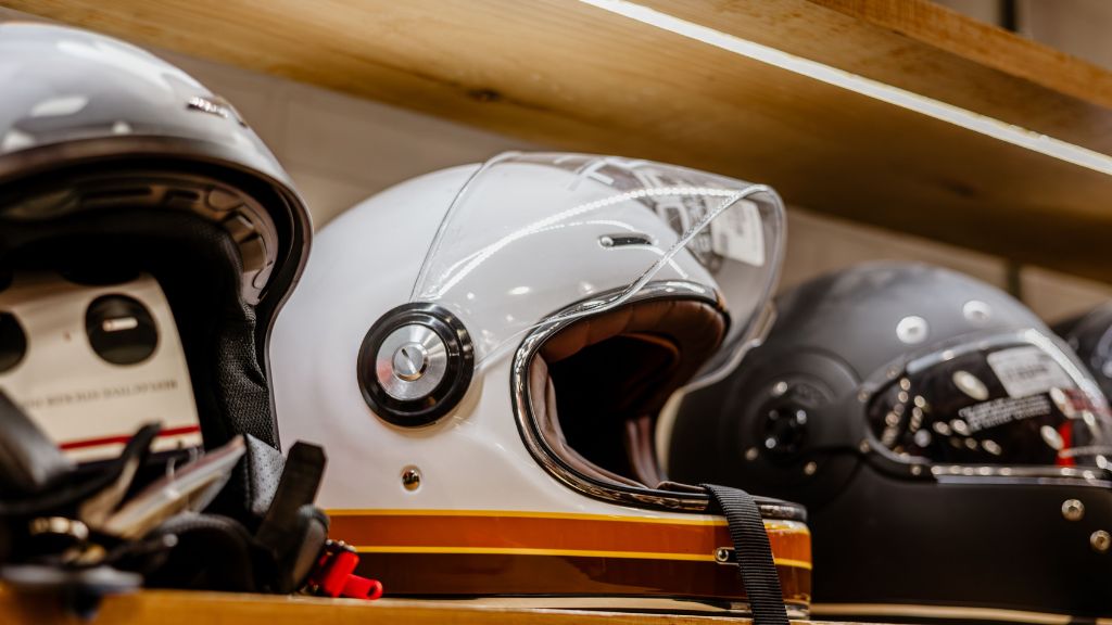 full face motorcycle helmet India