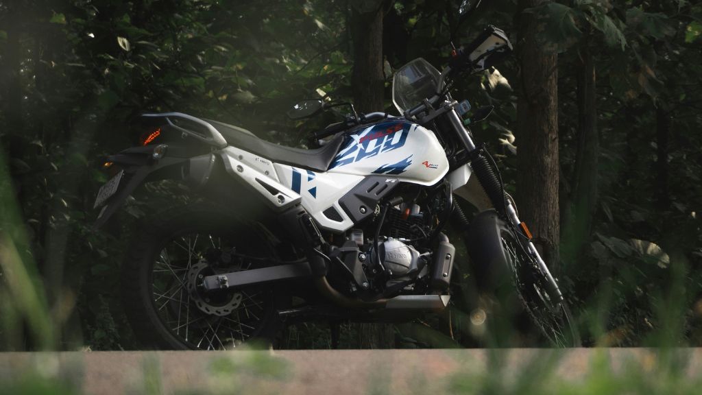 Hero Xpulse 210 vs Royal Enfield Meteor 350 Himalayan 2026