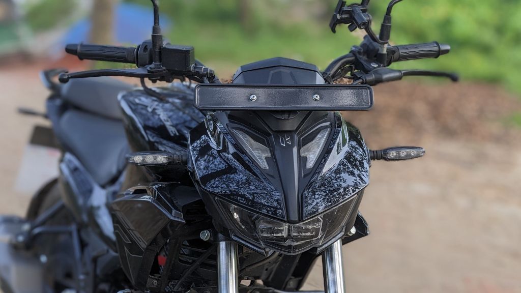 Hero Xtreme 160R 4V Carbon TFT riding modes 2026 review