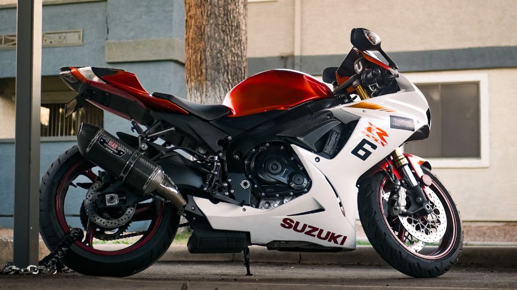 Suzuki GSX-8R vs Triumph Daytona 660 price comparison 2026
