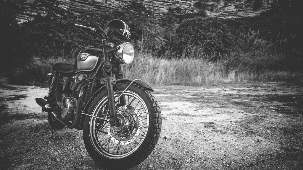 Triumph Bonneville 400 vs Speed 400 vs T40 differences